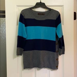 Limited - 3/4 sleeve scoop-neck sweater